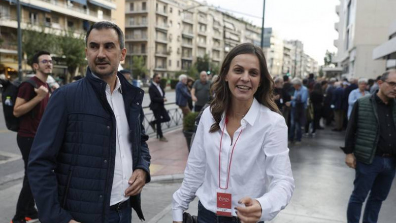Φορέας Αριστερής Λύσης (ΦΑΡΛΥ) θα ονομαστεί η νέα κοινοβουλευτική ομάδα των αποχωρήσαντων από τον ΣΥΡΙΖΑ