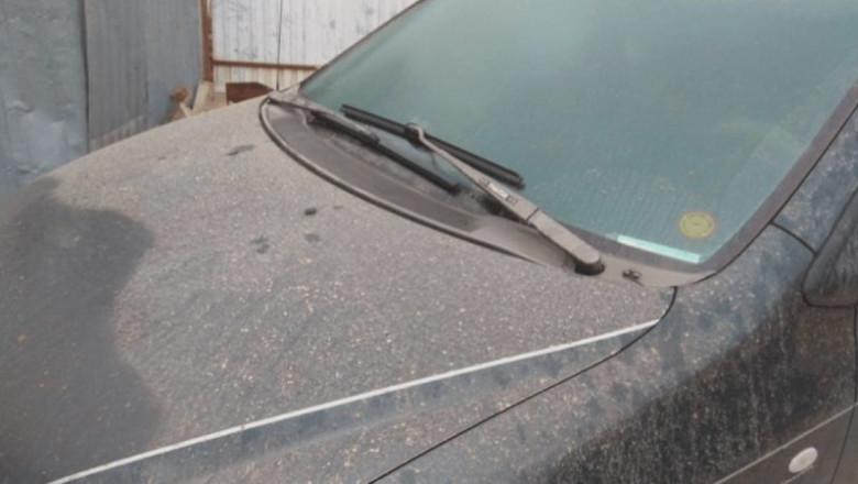Για 12η φορά μέσα στον μήνα έπλυνε το αμάξι του 43χρονος που δεν πιστεύει στην αφρικανική σκόνη