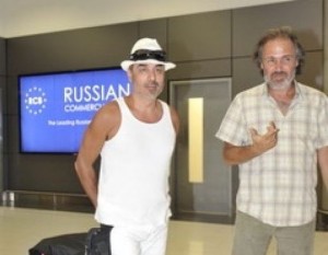 Ο Νότης Σφακιανάκης λίγο πριν αναχωρήσει για το μεγάλο ταξίδι