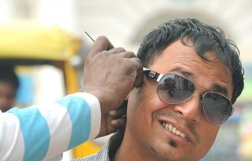 1a0e61c152151b6cfe4d9e0e_Indian_ear_cleaner