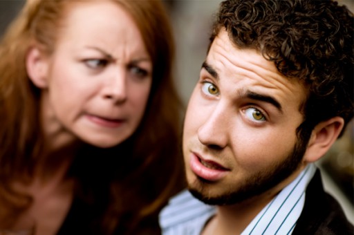 woman-nagging-boyfriend_xh3mad