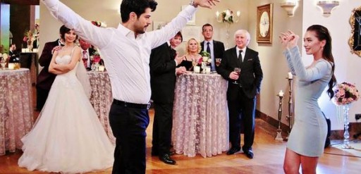 kara-sevda-sirial-749099