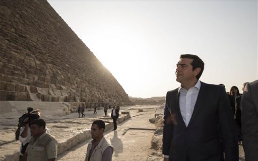 tsipras-puramides