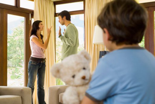 54eba2255c79b_-_parents-fighting-child-teddy-bear-xl