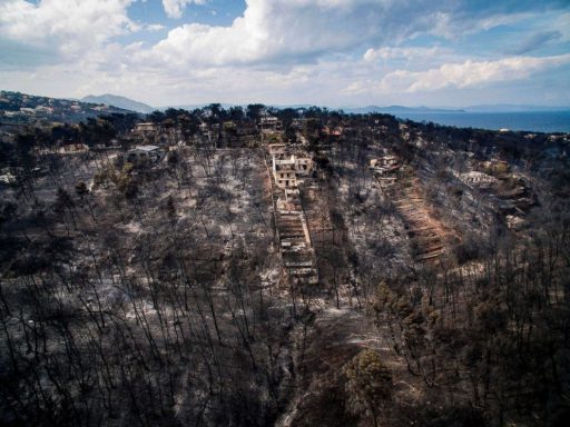 greece-fire1-gty-ml-180725_hpmain_1_4x3_992