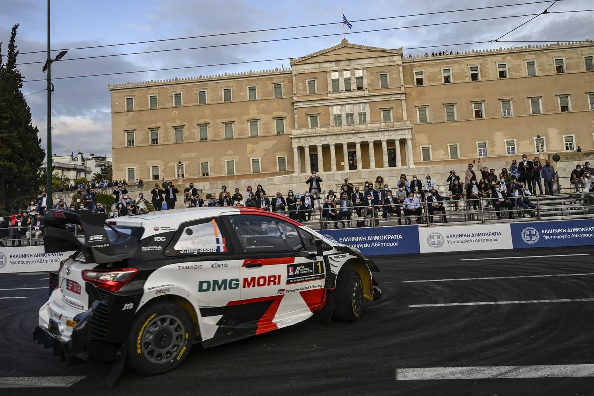 Ενθουσιασμένος με το Ράλλυ Ακρόπολις ο Κώστας Μπακογιάννης, πρότεινε να παραμείνει για πάντα πίστα η πλατεία Συντάγματος