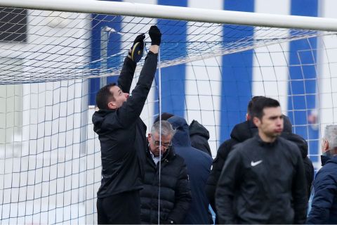 Πρόταση να εργαστεί ως πιλότος δέχθηκε ο άνθρωπος της ΑΕΚ που παρατήρησε ότι το δοκάρι ήταν 5 εκατοστά κοντύτερο